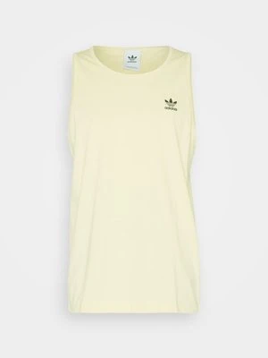 Top adidas Originals