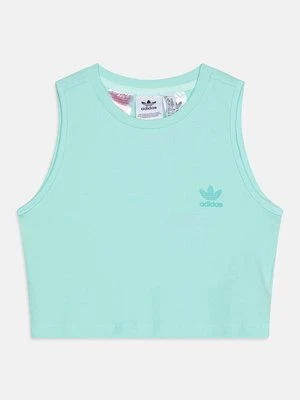 Top adidas Originals
