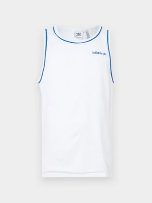 Top adidas Originals