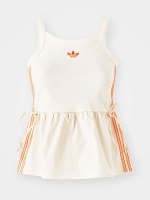 Top adidas Originals