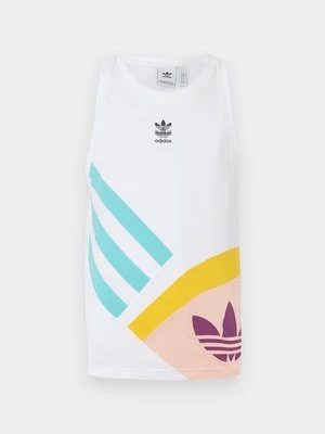 Top adidas Originals
