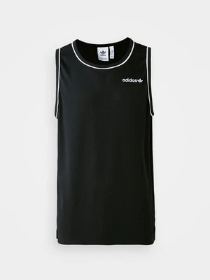 Top adidas Originals