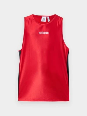 Top adidas Originals