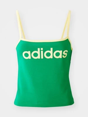 Top adidas Originals