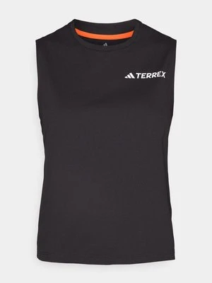 Top adidas Terrex