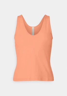 Top Athleta