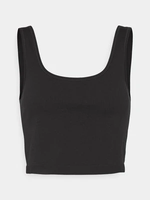 Top Athleta