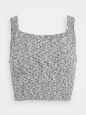 Top Athleta