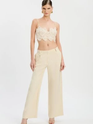 Top bardot mleczny