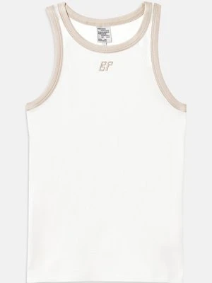 Top BAUM UND PFERDGARTEN