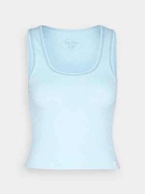 Top BDG Urban Outfitters