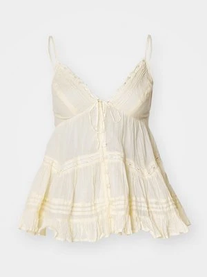 Top BDG Urban Outfitters