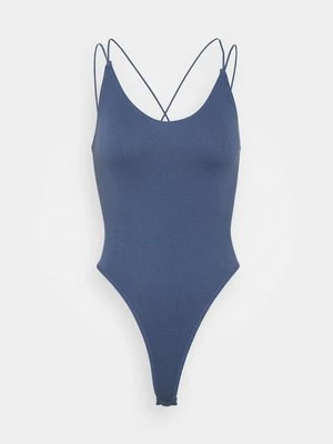 Top BDG Urban Outfitters