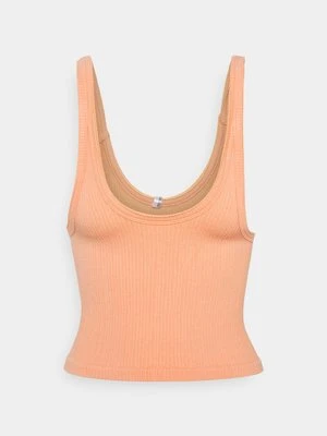 Top BDG Urban Outfitters