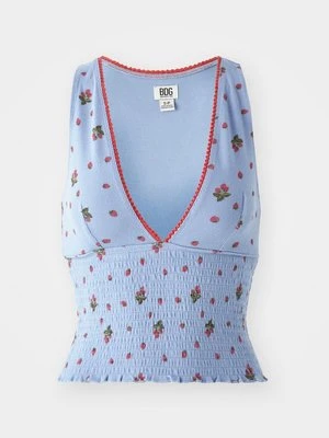 Top BDG Urban Outfitters