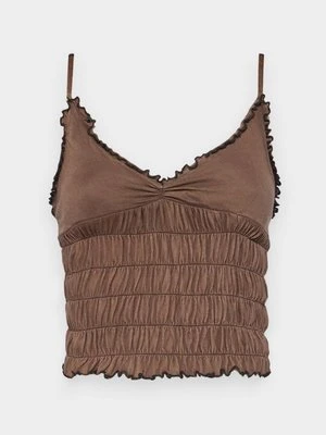 Top BDG Urban Outfitters