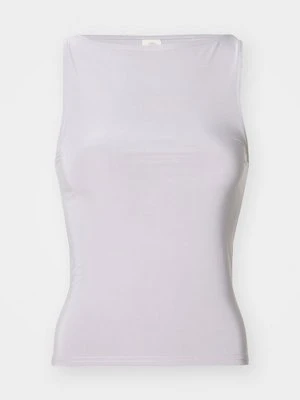 Top BDG Urban Outfitters