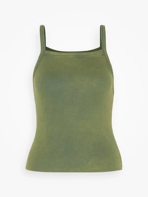 Top BDG Urban Outfitters