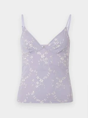 Top BDG Urban Outfitters