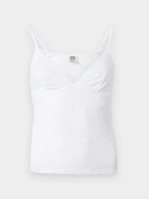 Top BDG Urban Outfitters