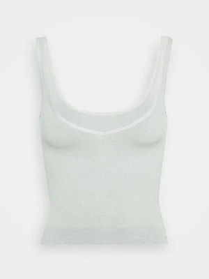 Top BDG Urban Outfitters