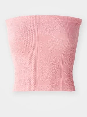 Top BDG Urban Outfitters