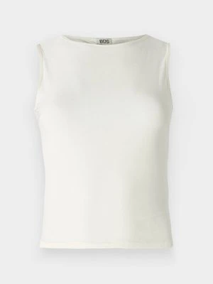 Top BDG Urban Outfitters