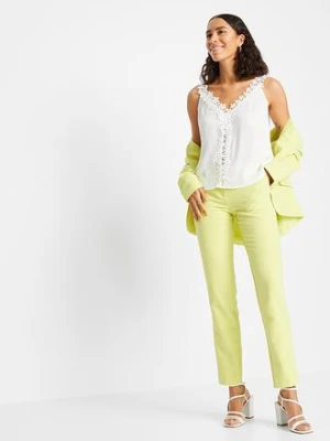 Top bez rękawów z kreszowanego materiału bonprix