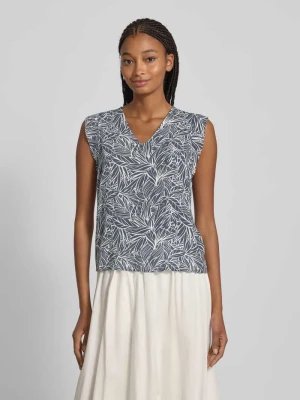 Top bluzkowy o kroju regular fit z dekoltem w serek model ‘NYA’ Pieces