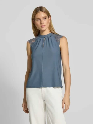Top bluzkowy o kroju regular fit z koronką model ‘MILLA’ Vero Moda