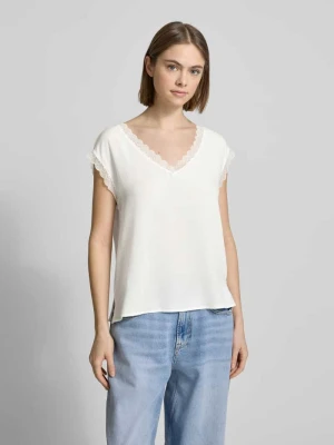 Top bluzkowy o kroju regular fit z obszyciem koronką model ‘JASMINA’ Only