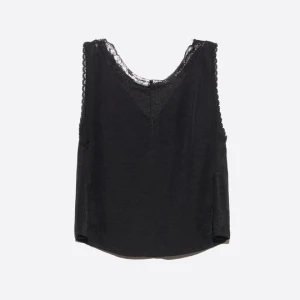 Top boxy koronki czarny BIMBA Y LOLA