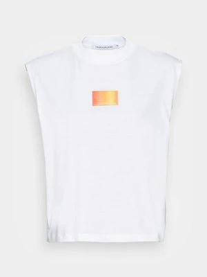 Top Calvin Klein Jeans