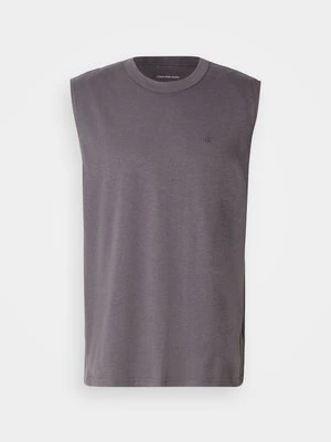 Top Calvin Klein Jeans