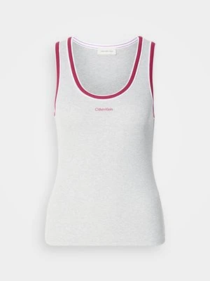 Top Calvin Klein Jeans