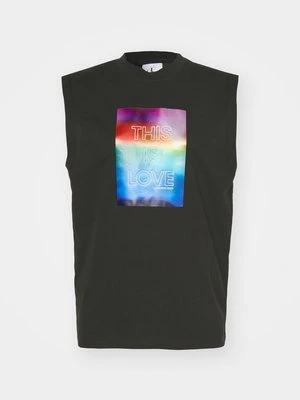 Top Calvin Klein Jeans