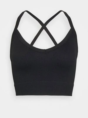 Top Cotton On Body