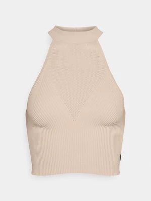 Top Cotton On Body