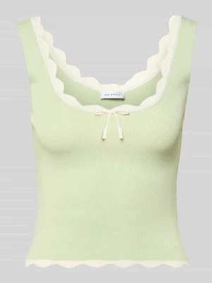 Top crop z falistym brzegiem model 'Anele' OH APRIL