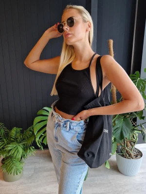 Top crop z prążką damski SLR088 - czarny
 -                                    S Ombre