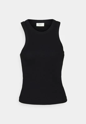 Top Gina Tricot