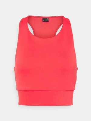 Top Gina Tricot