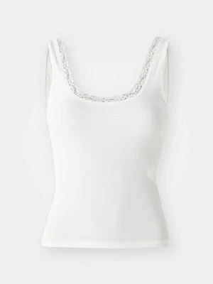 Top Gina Tricot mleczny