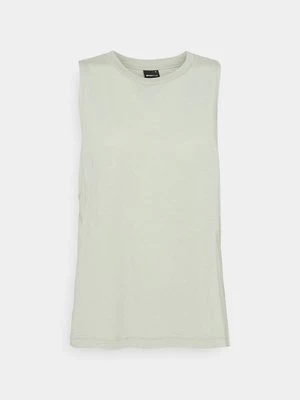 Top Gina Tricot Petite