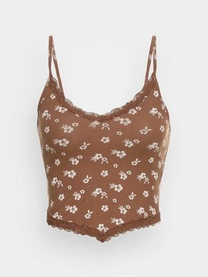 Top Hollister Co.