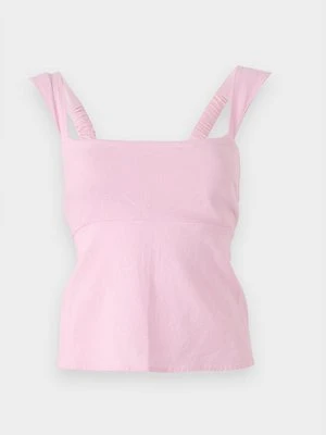 Top Hollister Co.