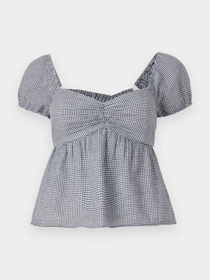 Top Hollister Co.