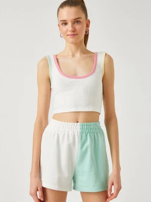 Top KOTON mleczny