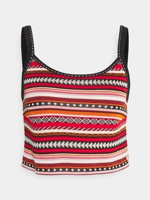 Top Marc Cain