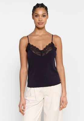 Top MARCIANO BY GUESS